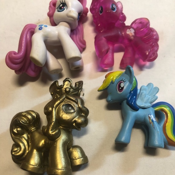 Lot If 12 My Little Pony Mini Figures 2” Rainbow Dash Sweetie Belle Apple Jack - Picture 3 of 11